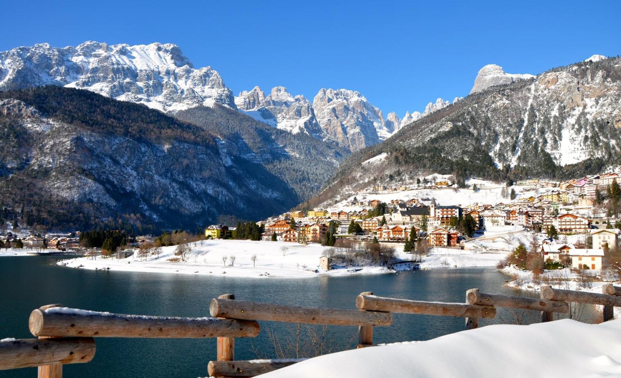 Hotel Aurora Molveno Exteriér fotografie