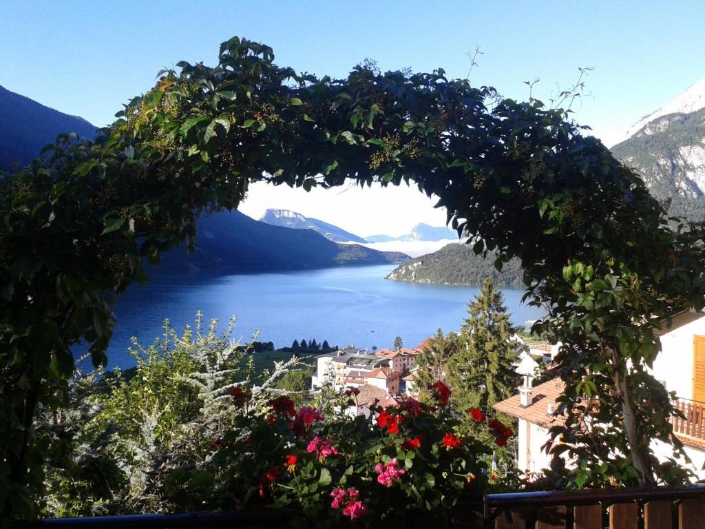 Hotel Aurora Molveno Exteriér fotografie